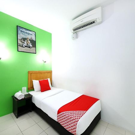 Super Oyo 502 Midah Inn Puchong Exterior photo
